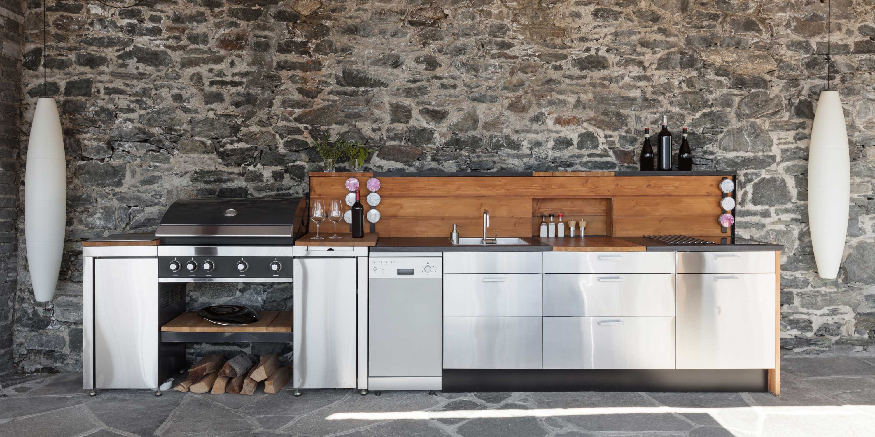 Outdoor Audio Memphis TN, arkansas integration company, smart home automation, crestron dealer, outdoor audio, outdoor entertainment, outdoor kitchen