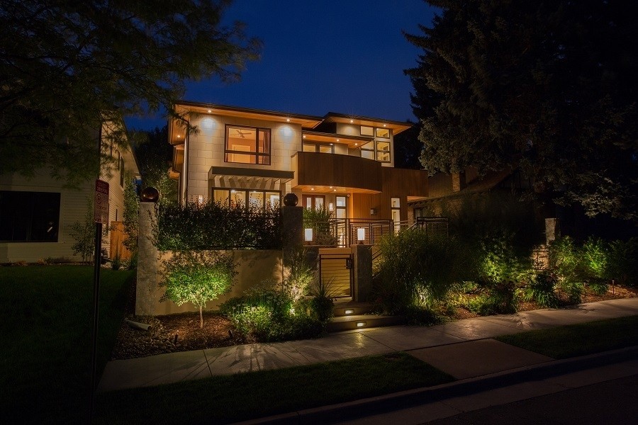 elevating-outdoor-living-through-the-power-of-landscape-lighting